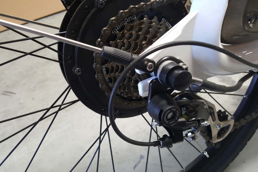 Shimano 7-Speed gear system on the Phantom Swirl electric bike